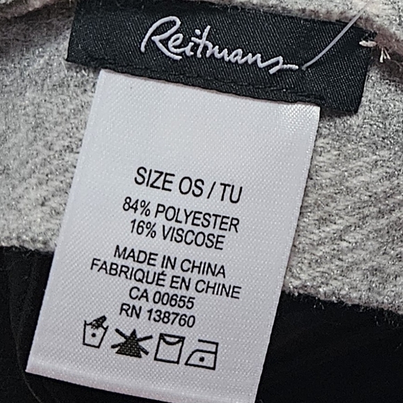 Reitmans Light Gray and Blush Plaid Fringe Scarf - Picture 4 of 4